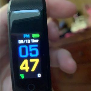 Fitbit tracker brand new never been worn